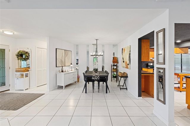 10 ARBOR LANE, Oldsmar, FL 34677