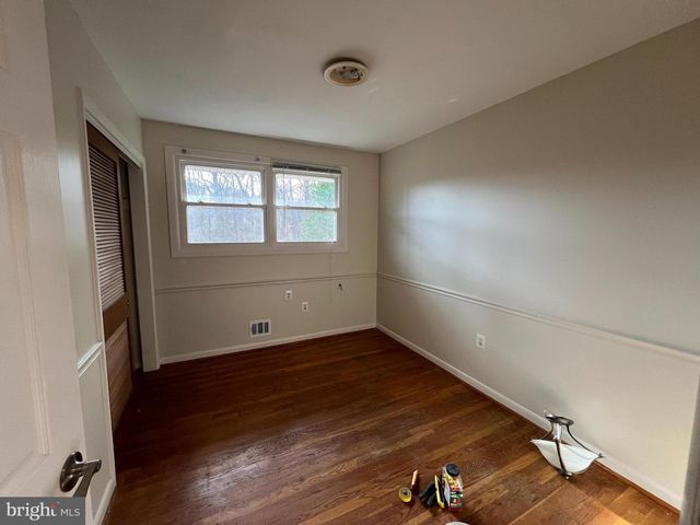 9206 SAINT ANDREWS PL, College Park, MD 20740