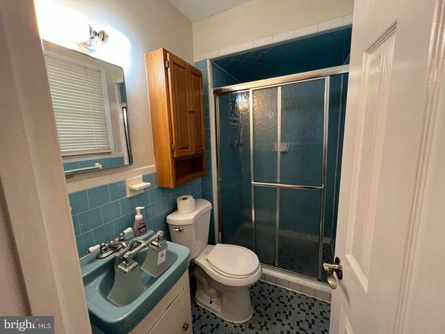 9206 SAINT ANDREWS PL, College Park, MD 20740