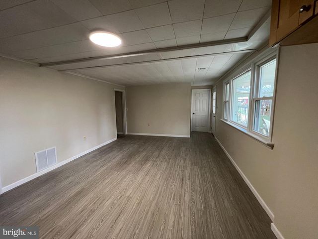 9206 SAINT ANDREWS PL, College Park, MD 20740