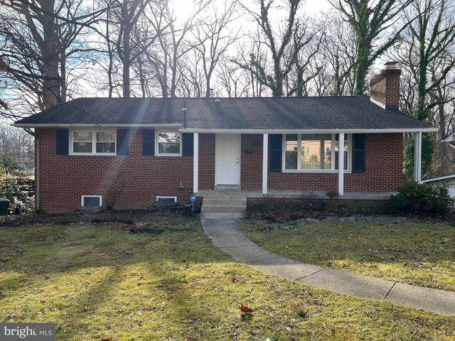 9206 SAINT ANDREWS PL, College Park, MD 20740