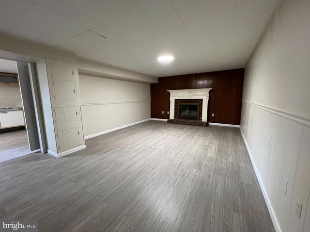 9206 SAINT ANDREWS PL, College Park, MD 20740