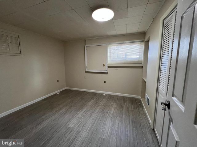 9206 SAINT ANDREWS PL, College Park, MD 20740