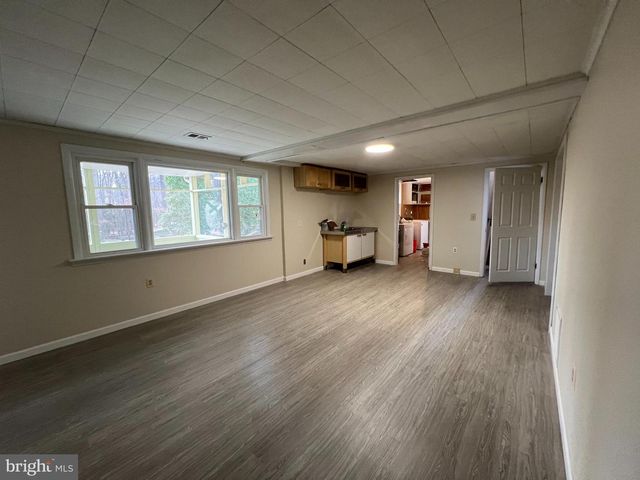 9206 SAINT ANDREWS PL, College Park, MD 20740