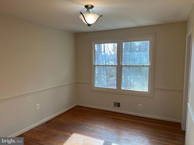 9206 SAINT ANDREWS PL, College Park, MD 20740