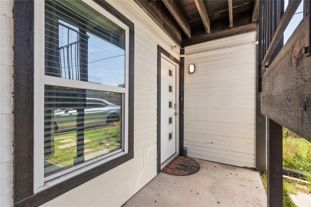 6409 Burns ST 107, Austin, TX 78752