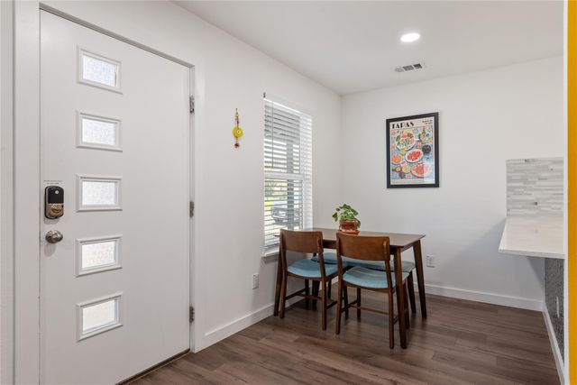 6409 Burns ST 107, Austin, TX 78752