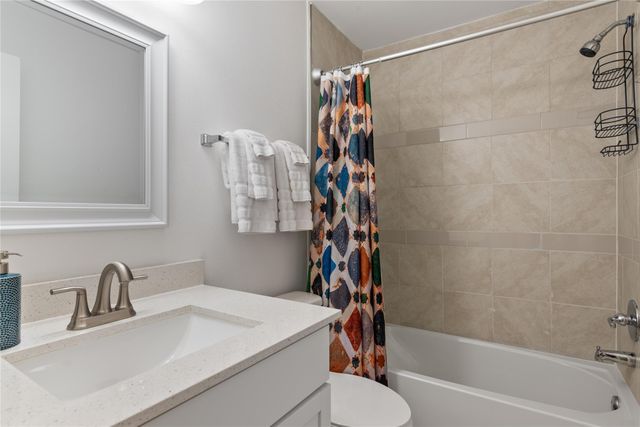 6409 Burns ST 107, Austin, TX 78752