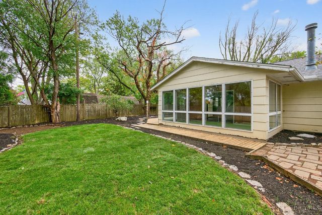 210 Anton Court, Centerville, OH 45458