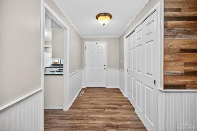 210 Anton Court, Centerville, OH 45458