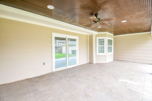 15614 Dawnbrook Drive, Houston, TX 77068