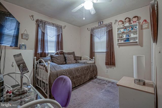 323 FLORENCE BLVD, Williamstown, NJ 08094