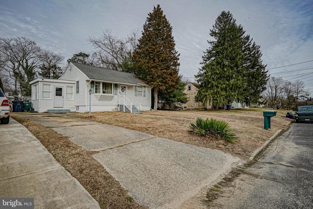 323 FLORENCE BLVD, Williamstown, NJ 08094