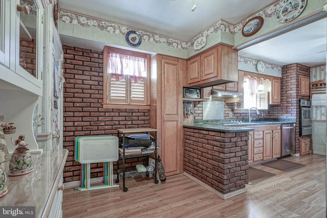 323 FLORENCE BLVD, Williamstown, NJ 08094