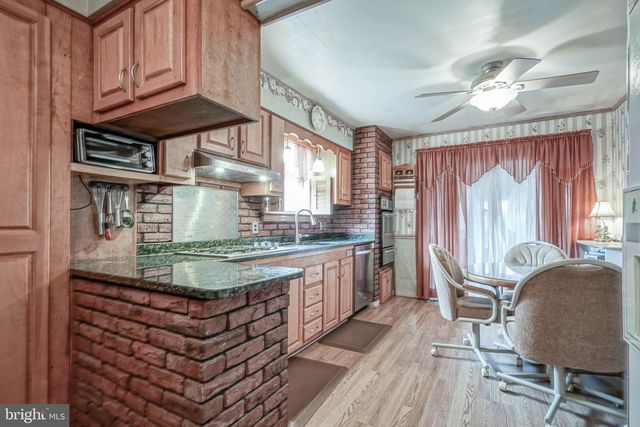 323 FLORENCE BLVD, Williamstown, NJ 08094