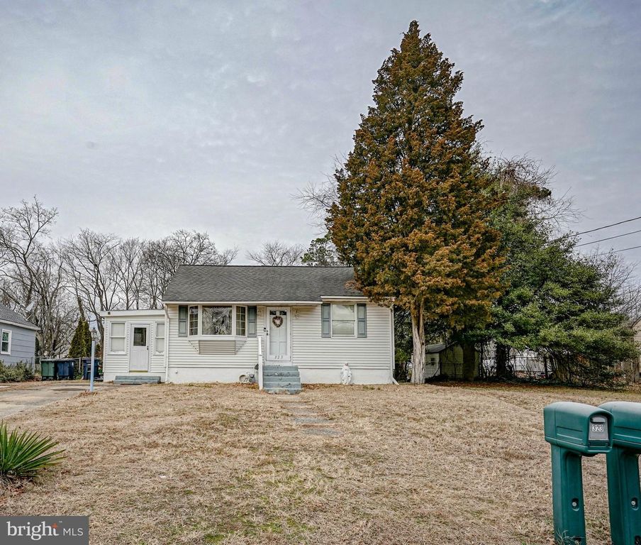 323 FLORENCE BLVD, Williamstown, NJ 08094