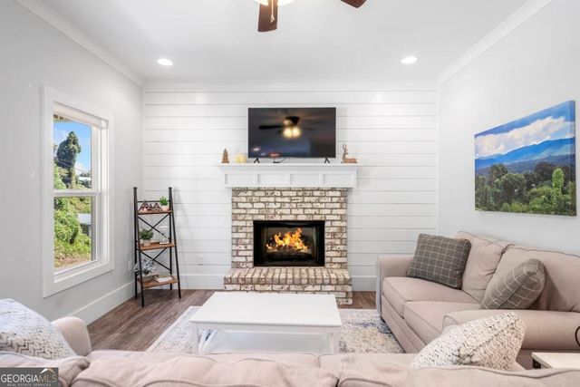 165 Logan Lane, Ellijay, GA 30540