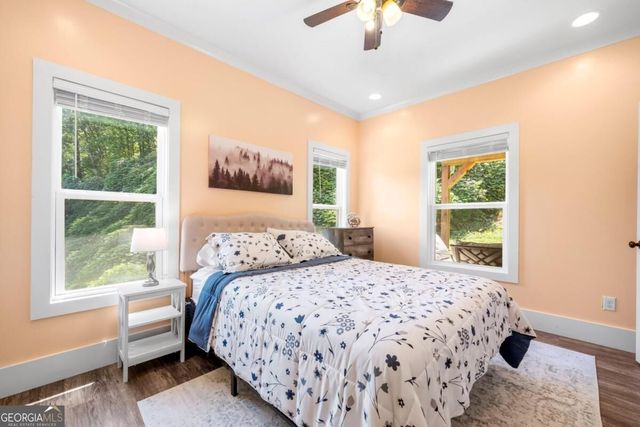 165 Logan Lane, Ellijay, GA 30540