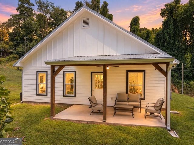 165 Logan Lane, Ellijay, GA 30540