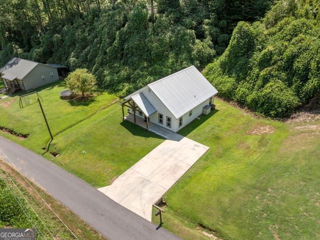 165 Logan Lane, Ellijay, GA 30540