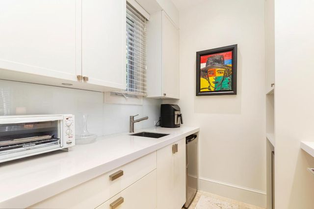 614 Tarpon Way, Palm Beach, FL 33480