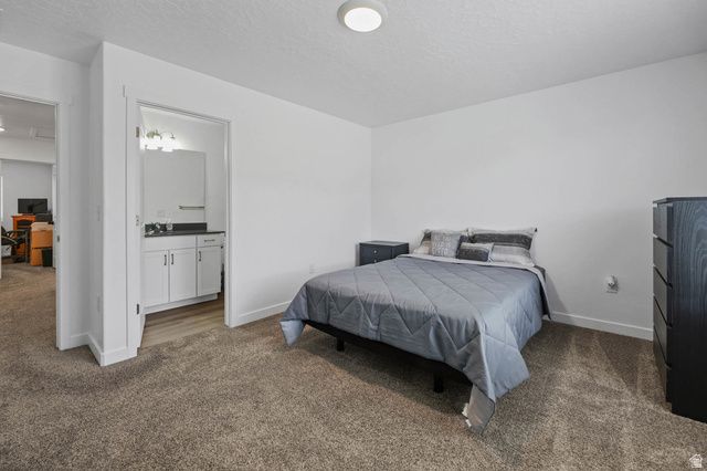 2792 N FIGHTING FALCON ST, Layton, UT 84040