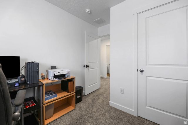 2792 N FIGHTING FALCON ST, Layton, UT 84040