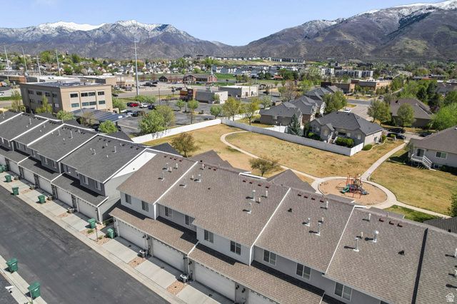 2792 N FIGHTING FALCON ST, Layton, UT 84040