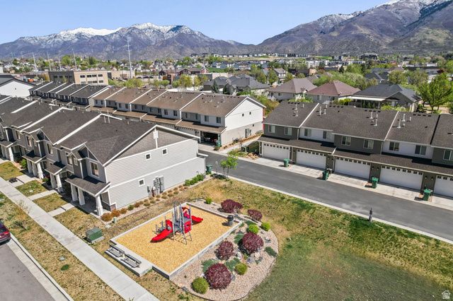 2792 N FIGHTING FALCON ST, Layton, UT 84040