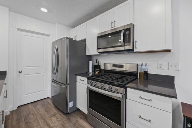 2792 N FIGHTING FALCON ST, Layton, UT 84040