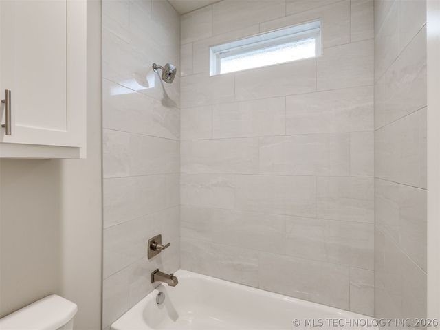 9745 E 116th Place S, Bixby, OK 74008