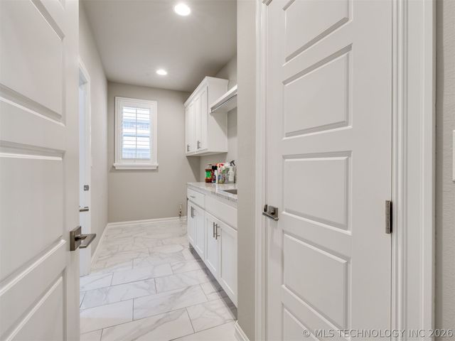 9745 E 116th Place S, Bixby, OK 74008