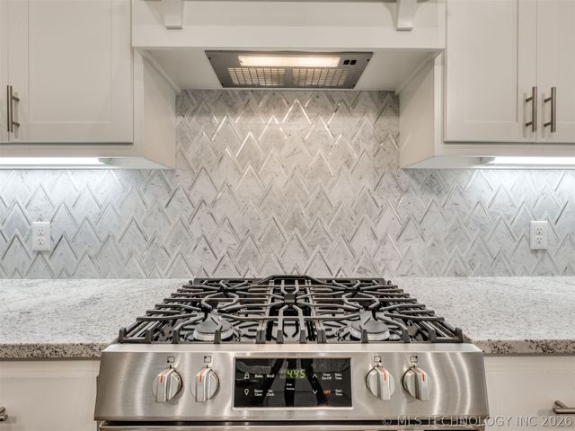 9745 E 116th Place S, Bixby, OK 74008