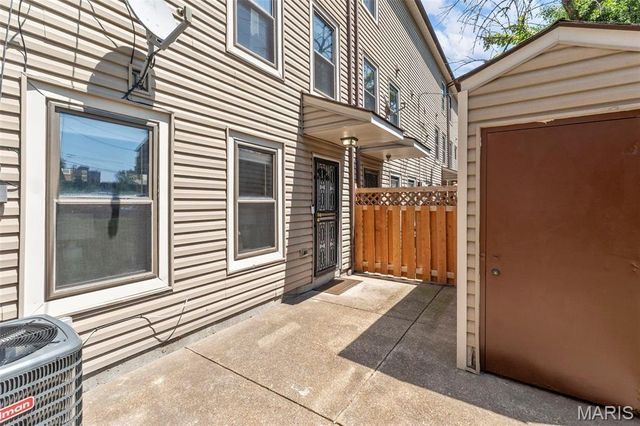 4434 Enright Avenue, St Louis, MO 63108