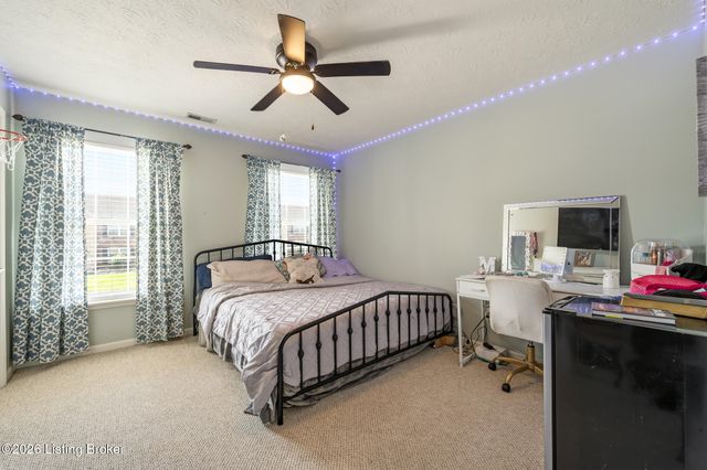 10508 Evanwood Dr, Louisville, KY 40228