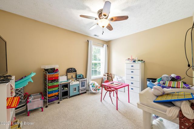 10508 Evanwood Dr, Louisville, KY 40228