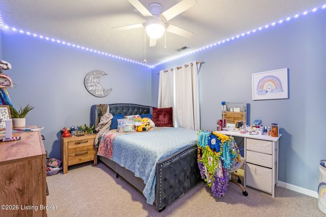 10508 Evanwood Dr, Louisville, KY 40228