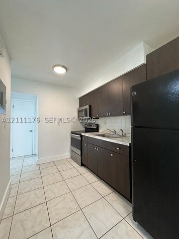 15960 NE 19th Pl 3, North Miami Beach, FL 33162
