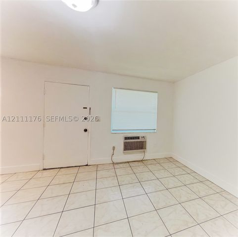 15960 NE 19th Pl 3, North Miami Beach, FL 33162