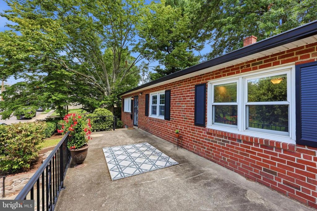 415 PARKER AVE, PHILADELPHIA, PA 19128 — photo 4