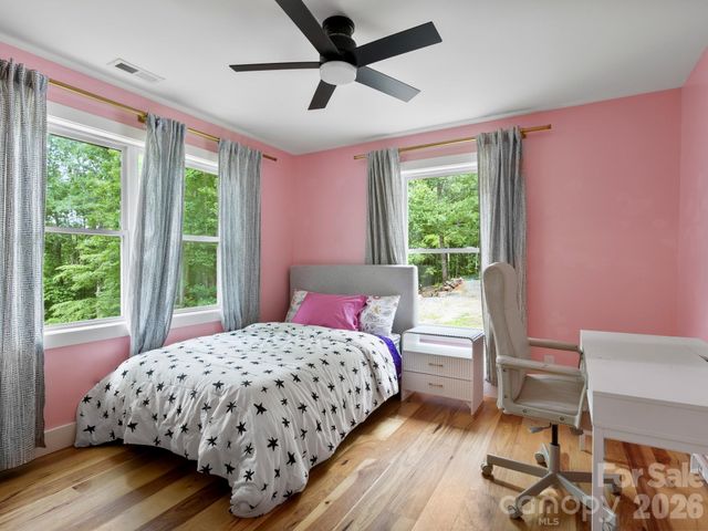 41 Bear Trail, Fairview, NC 28730