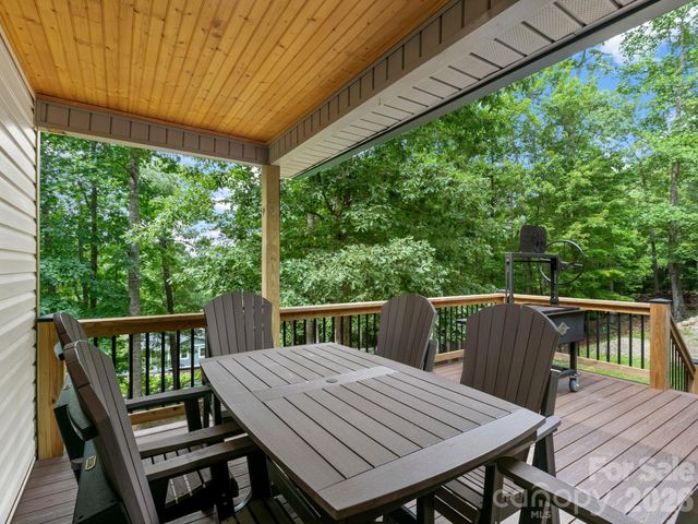 41 Bear Trail, Fairview, NC 28730