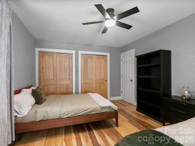 41 Bear Trail, Fairview, NC 28730