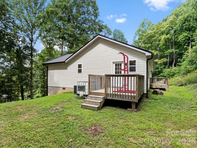 41 Bear Trail, Fairview, NC 28730
