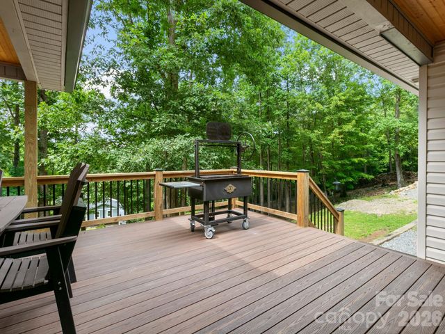 41 Bear Trail, Fairview, NC 28730