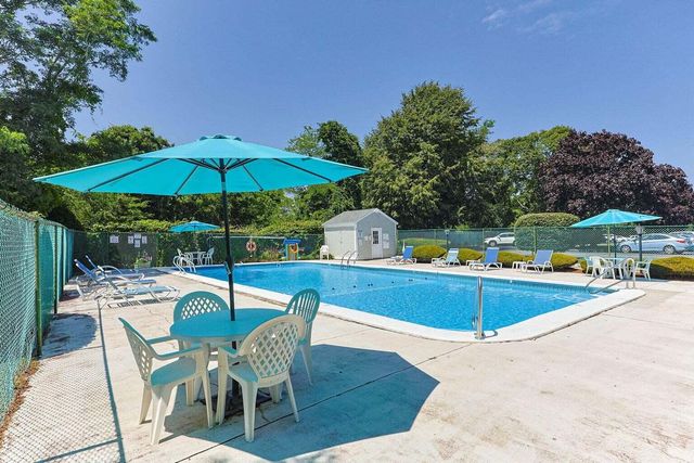 10 Candlewood Lane 2, Dennis Port, MA 02639