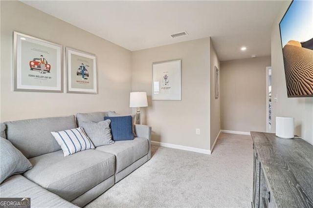 6643 Red Oak Way, Stone Mountain, GA 30087