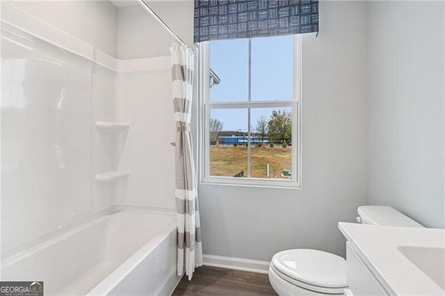 6643 Red Oak Way, Stone Mountain, GA 30087