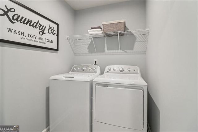 6643 Red Oak Way, Stone Mountain, GA 30087