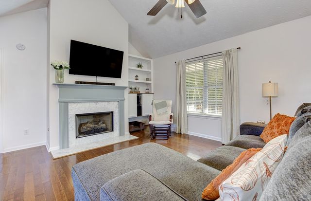 279 Highlander Way, Acworth, GA 30101